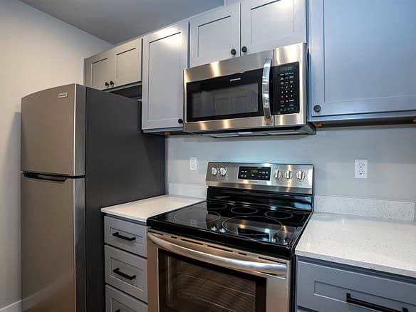 Trafton Vue42 – Unit 408