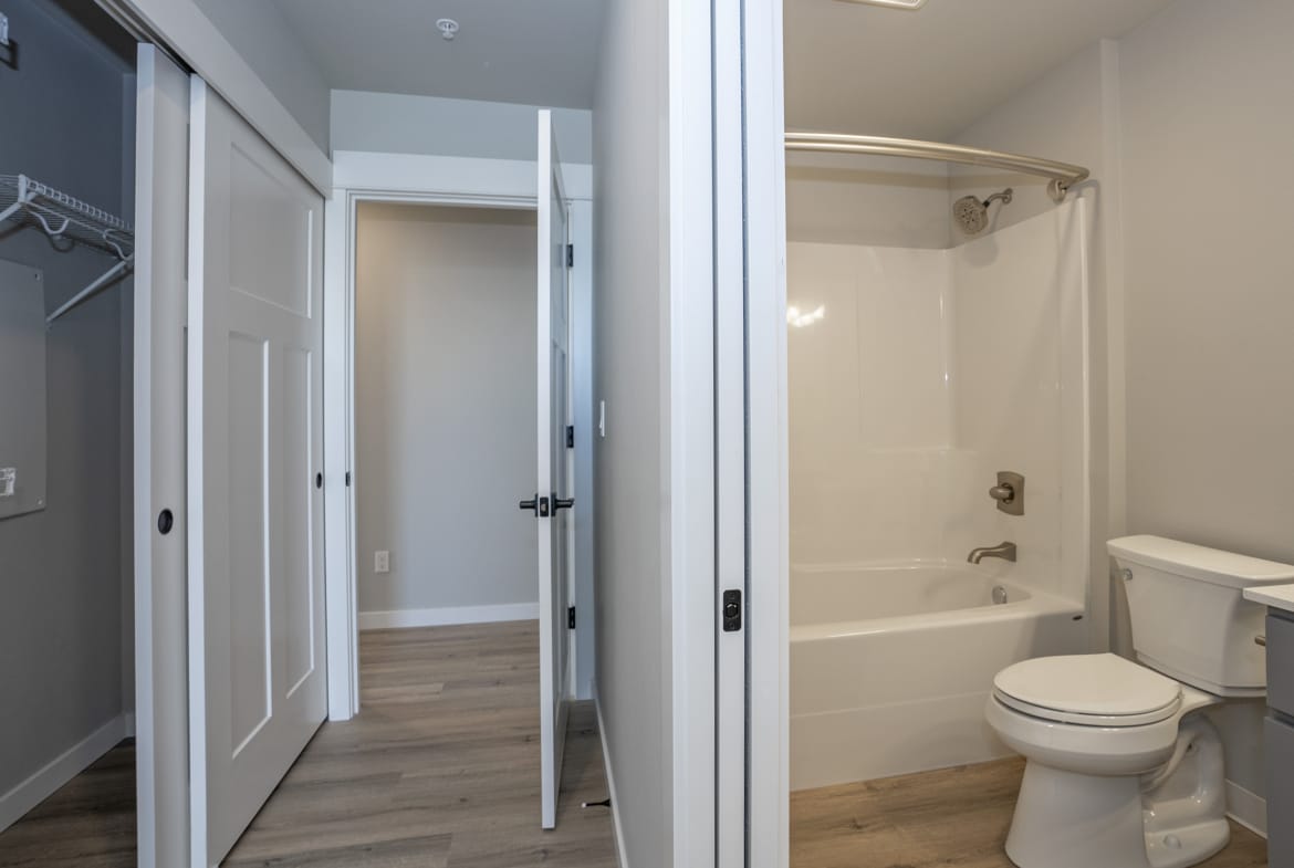 Trafton Vue42 – Unit 406