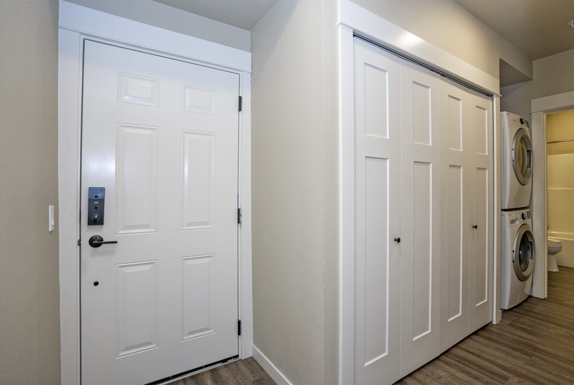 Residences on Fife – Unit 204