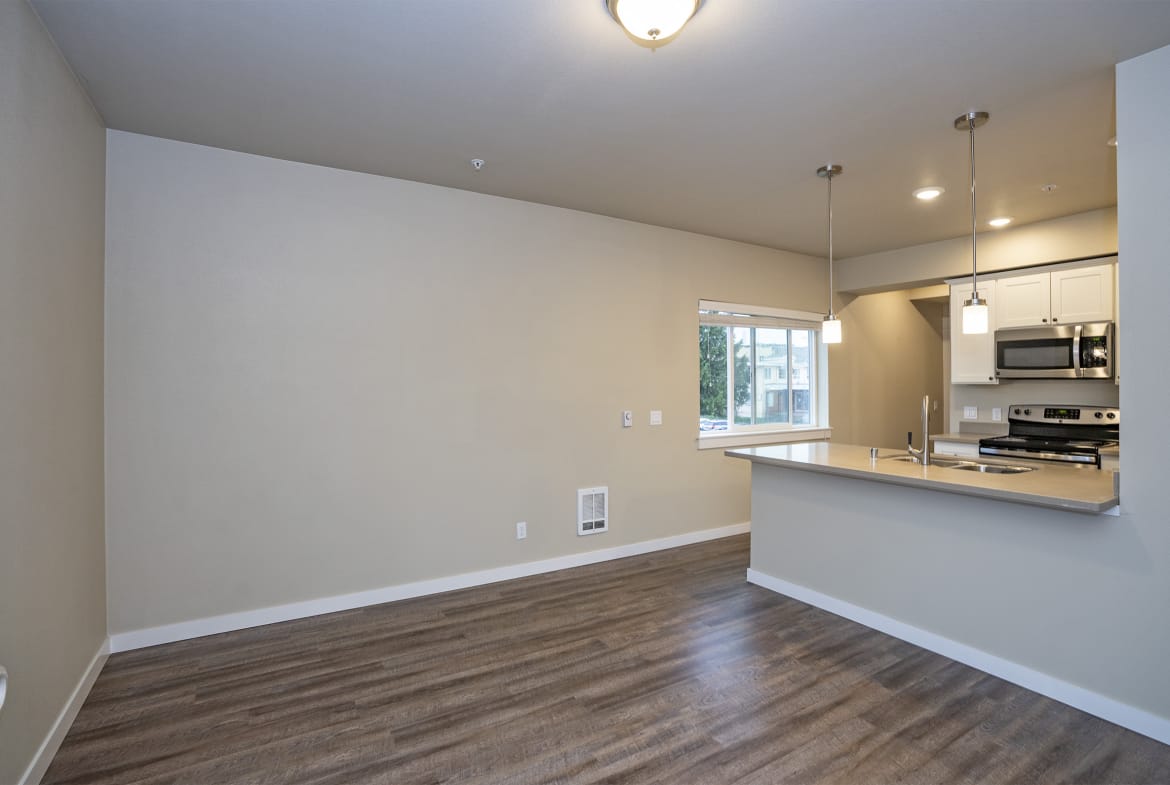 Residences on Fife – Unit 204