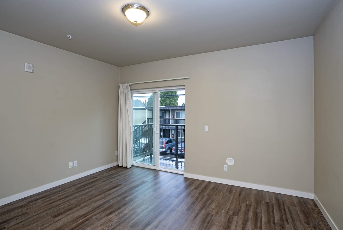 Residences on Fife – Unit 204