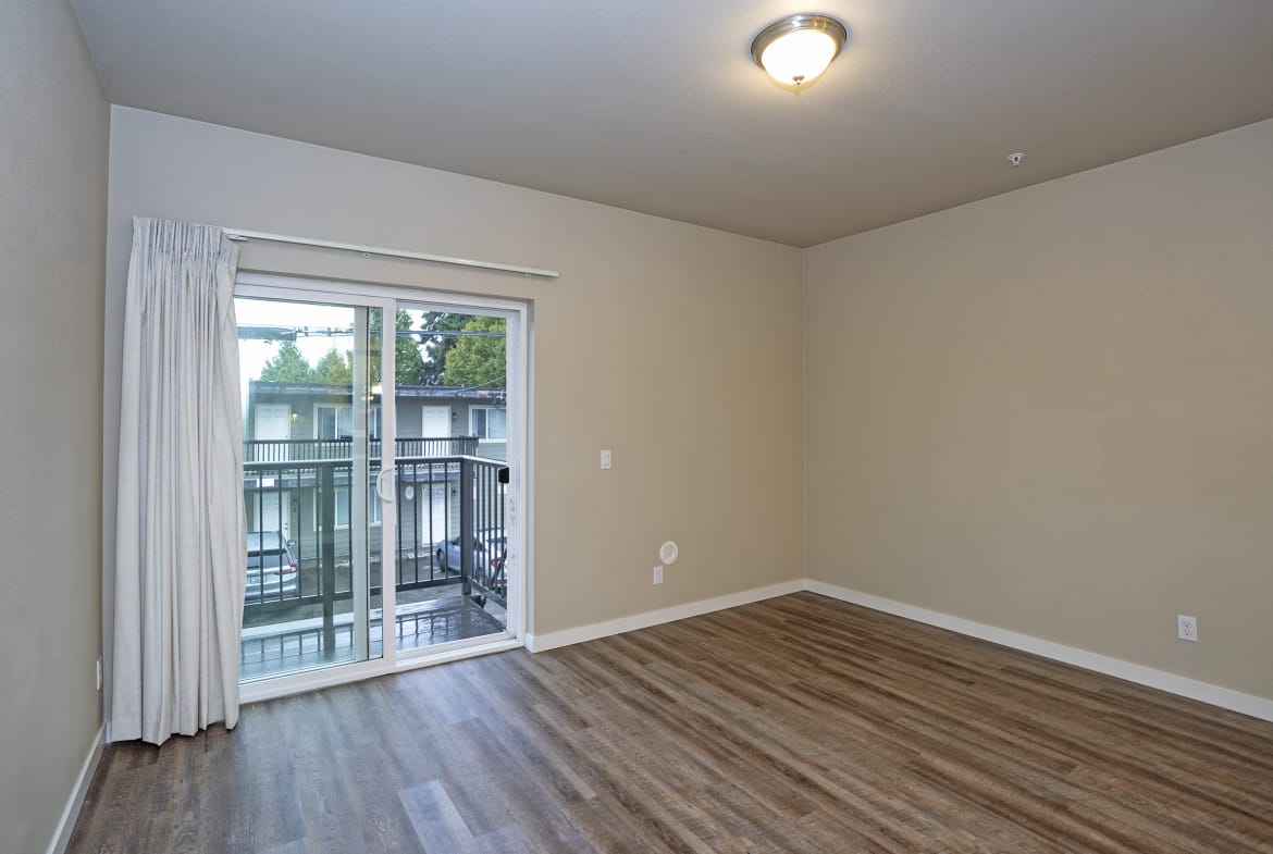 Residences on Fife – Unit 204
