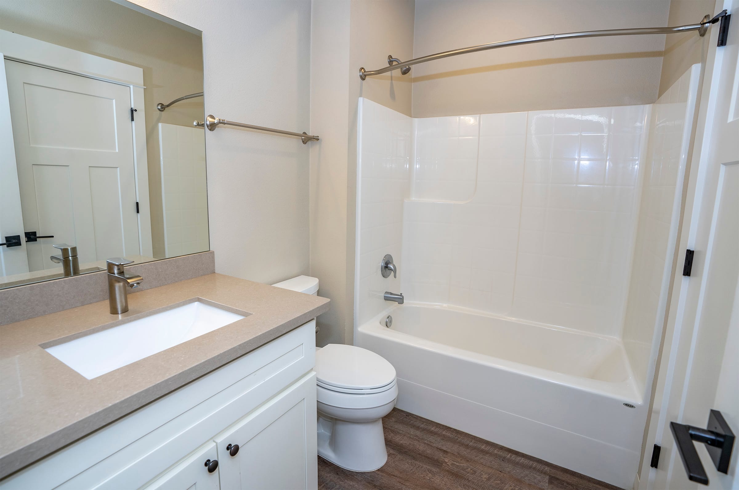 30 Residences on Fife – Unit 204
