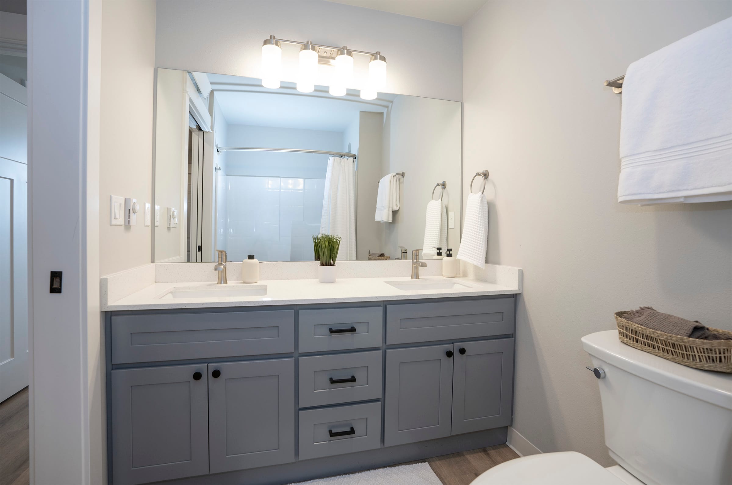 Trafton Vue42 – Unit 109